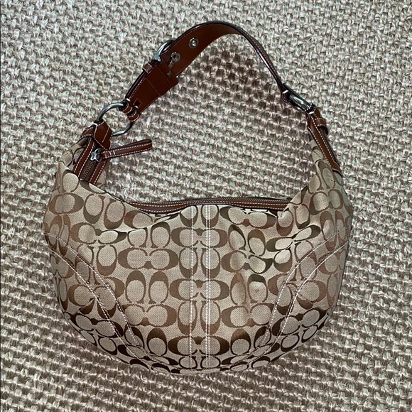 COPY - Coach Signature Logo Canvas Bag & Wallet - Picture 2 of 15